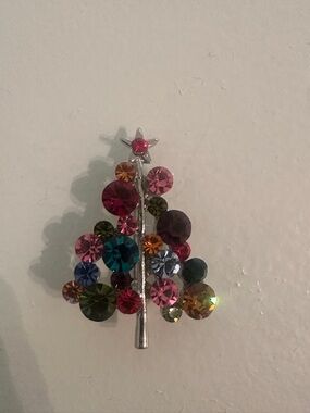 Multicolor Crystal Christmas Tree Brooch